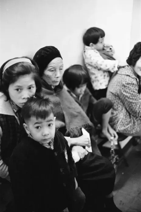 Framed Print : Life in 1960s Colonial Hong Kong, with a rapidly growing population of more than 4 Framed Print : Life in 1960s Colonial Hong Kong, with a rapidly growing population of more than 4