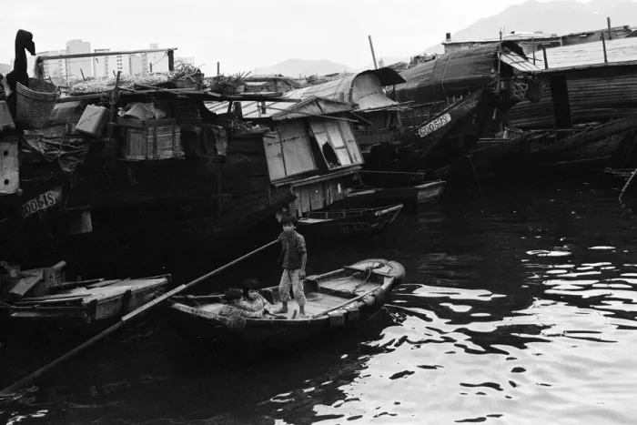 Framed Print : Life in 1960s Colonial Hong Kong, with a rapidly growing population of more than 4 Framed Print : Life in 1960s Colonial Hong Kong, with a rapidly growing population of more than 4
