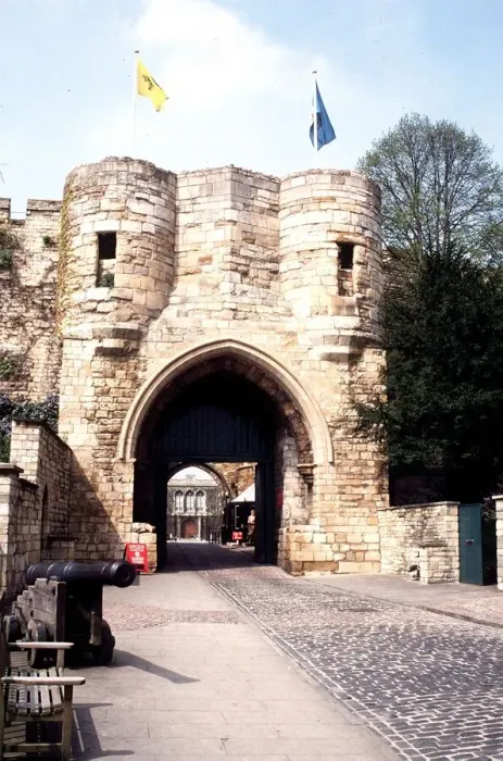 Framed Print : Lincoln Castle East Gate Lincolnshire MSI circa 1985 Framed Print : Lincoln Castle East Gate Lincolnshire MSI circa 1985