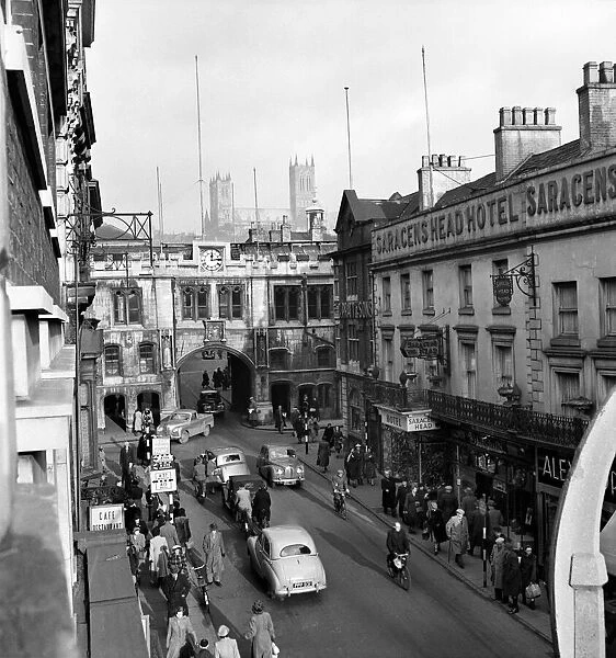 Lincoln - Stonebow Arch and Cathedral. January 1953 C6419