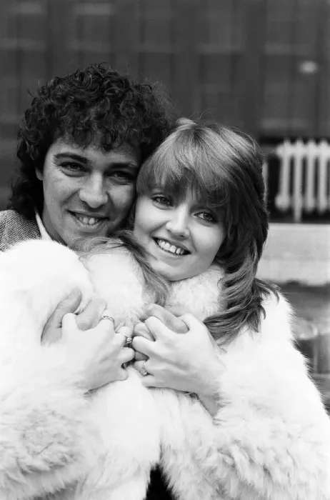 Framed Print : Linda Nolan, a member of the singing group The Nolans, announced her engagement today to Framed Print : Linda Nolan, a member of the singing group The Nolans, announced her engagement today to