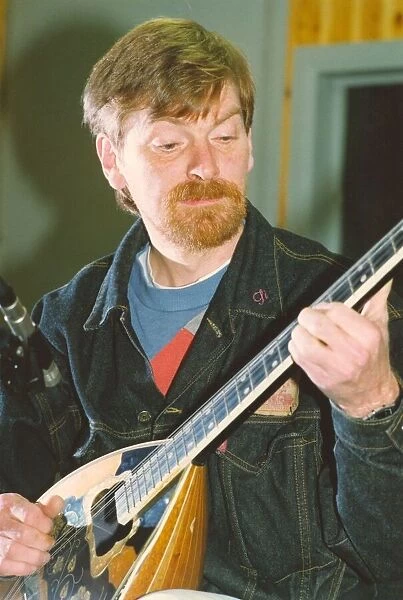 Lindisfarne rehearsing. 28  /  04  /  95. Simon Cowe pictured