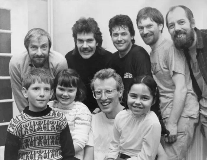 Framed Print : Lindisfarne have a special chat with three youngsters who arrived too late one of their Framed Print : Lindisfarne have a special chat with three youngsters who arrived too late one of their