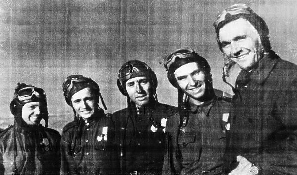 A line up of Soviet Air Force pilots who destroyed 17 enemy planes of the German