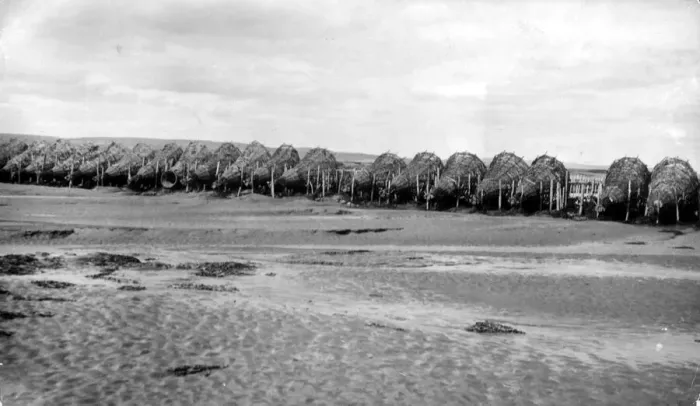 Framed Print : Lines of Putcher fsalmon baskets stretched across the River Severn, circa 1920 Framed Print : Lines of Putcher fsalmon baskets stretched across the River Severn, circa 1920