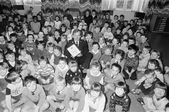 Framed Print : Linthwaite Church of England School pupils being presented with a road safety certificate Framed Print : Linthwaite Church of England School pupils being presented with a road safety certificate