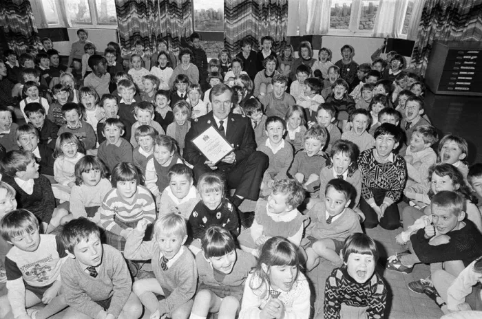 Framed Print : Linthwaite Church of England School pupils being presented with a road safety certificate Framed Print : Linthwaite Church of England School pupils being presented with a road safety certificate