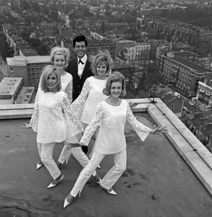 Framed Print : Lionel Blair and his four dancers have been signed to do a four week spot at the Hilton Framed Print : Lionel Blair and his four dancers have been signed to do a four week spot at the Hilton