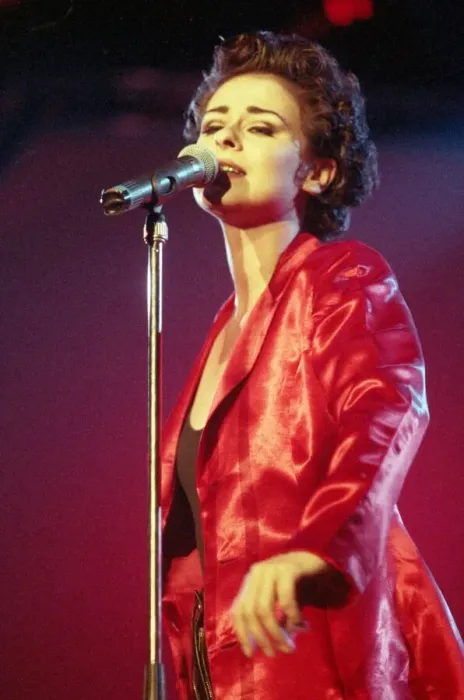 Framed Print : Lisa Stansfield in concert at the NEC Arena in Birmingham 24th June 1992