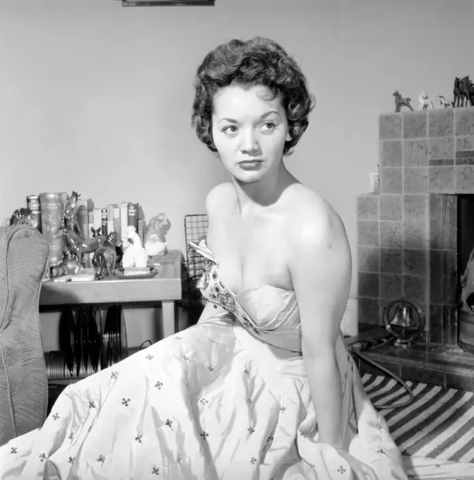 Framed Print : Lita Roza, English Singer, pictured 1957 Framed Print : Lita Roza, English Singer, pictured 1957