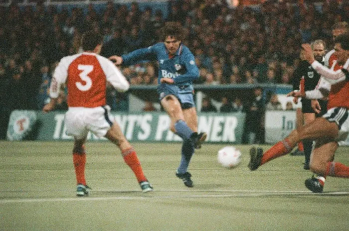 Framed Print : Littlewoods Cup. Oldham Athletic 3-1 Arsenal 22-11-1989. 22nd November 1989 Framed Print : Littlewoods Cup. Oldham Athletic 3-1 Arsenal 22-11-1989. 22nd November 1989