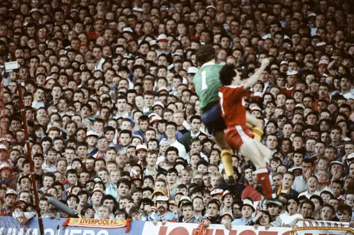 Framed Print : Liverpool 0 v 2 Arsenal, Division One League Title clincher at Anfield, Liverpool