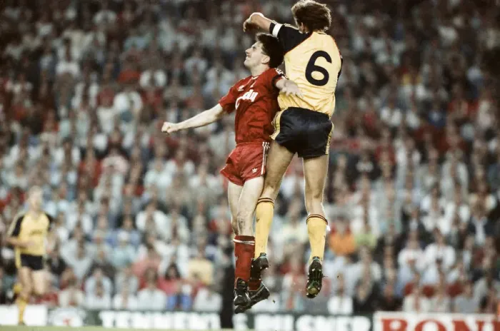 Framed Print : Liverpool 0 v 2 Arsenal, Division One League Title clincher at Anfield, Liverpool Framed Print : Liverpool 0 v 2 Arsenal, Division One League Title clincher at Anfield, Liverpool