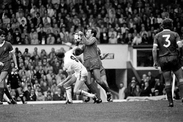 Liverpool 0 v. Aston Villa 0. Division one football September 1981 MF03-15-025