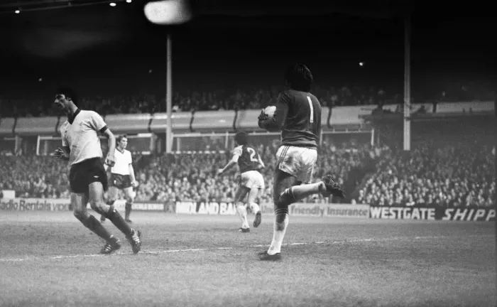 Framed Print : Liverpool 2-1 West Ham, League Cup Final Replay, Villa Park, Birmingham Framed Print : Liverpool 2-1 West Ham, League Cup Final Replay, Villa Park, Birmingham