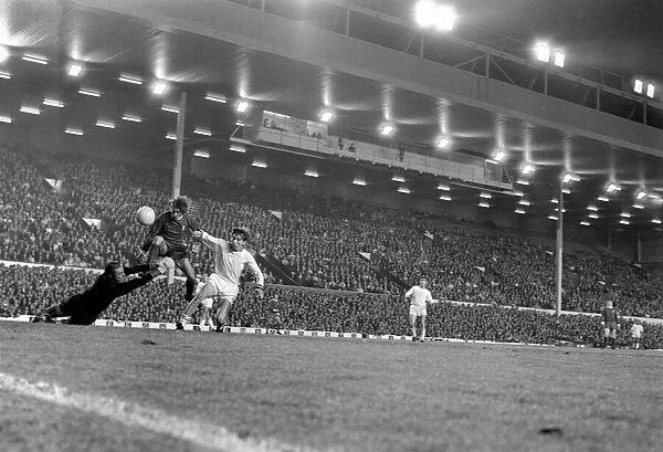 Liverpool (2) v. Servette (0). European Cup Winners Cup. September 1971 71-12067-033