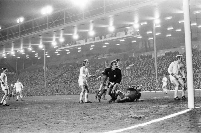 Framed Print : Liverpool 3-0 Bayern Munich, Inter-Cities Fairs Cup Quarter-final 1st Leg match