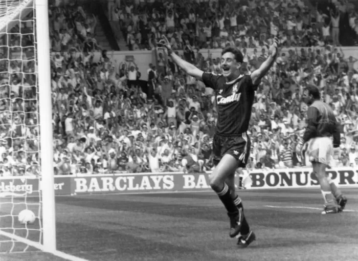 Framed Print : Liverpool FC player John Aldridge celebrates his Wembley goal against Everton in the FA