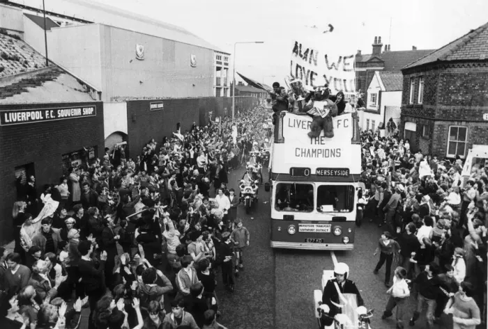 Framed Print : The Liverpool FC Tour Bus passes Anfield Football Club in Walton Framed Print : The Liverpool FC Tour Bus passes Anfield Football Club in Walton