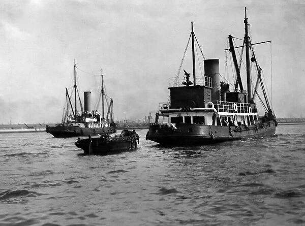 Liverpool fire brigade ship 'Salvor'. 27th August 1931