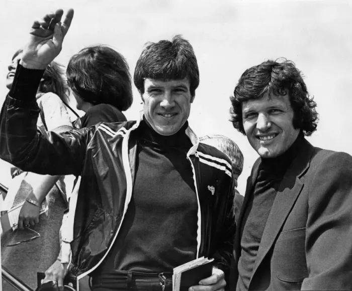 Framed Print : Liverpool footballer Emlyn Hughes with team-mates at Speke Airport before flying to