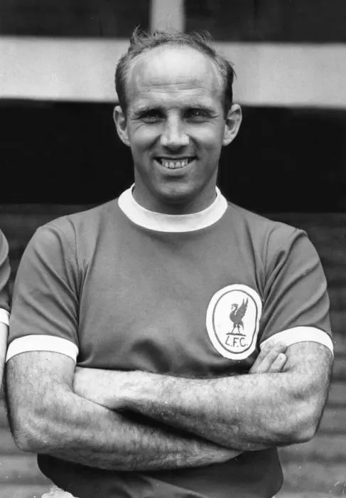 Framed Print : Liverpool footballer Ronnie Moran poses for pre-season photocell at Anfield