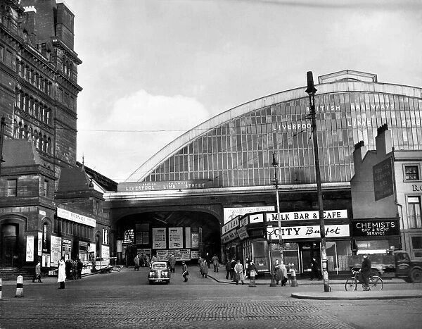 Liverpool Lime Street Station. February 1953 P008114