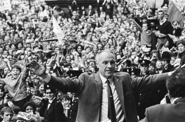 Framed Print : Liverpool manager Bill Shankly pictured on his side