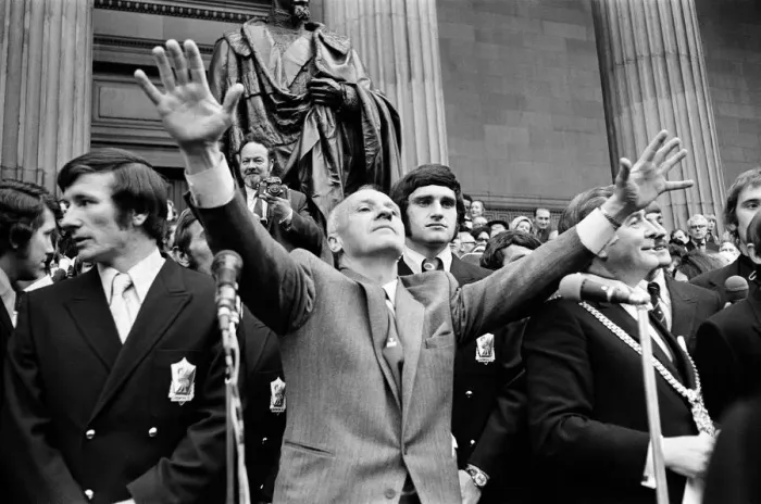 Framed Print : Liverpool manager Bill Shankly pictured on his side Framed Print : Liverpool manager Bill Shankly pictured on his side
