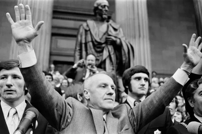 Framed Print : Liverpool manager Bill Shankly pictured on his side Framed Print : Liverpool manager Bill Shankly pictured on his side