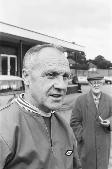 Framed Print : Liverpool manager Bill Shankly takes charge of a training session as the team are Framed Print : Liverpool manager Bill Shankly takes charge of a training session as the team are