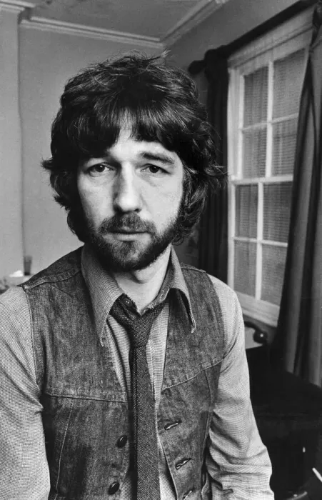 Framed Print : Liverpool playwright Willy Russell pictured during an interview. March 1981 Framed Print : Liverpool playwright Willy Russell pictured during an interview. March 1981