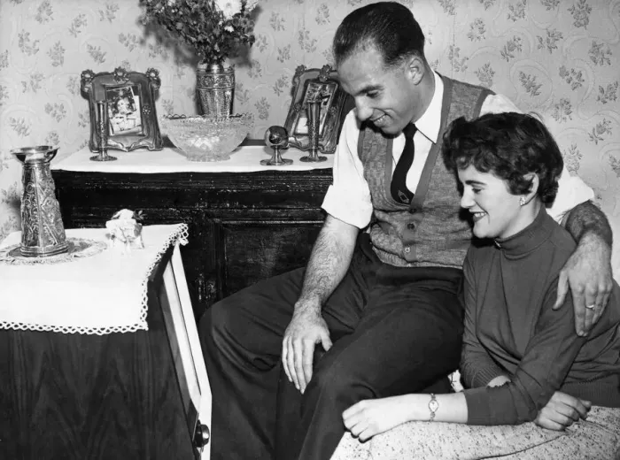 Framed Print : Liverpool full back Ronnie Moran with his girlfriend Joyce watching television at home Framed Print : Liverpool full back Ronnie Moran with his girlfriend Joyce watching television at home