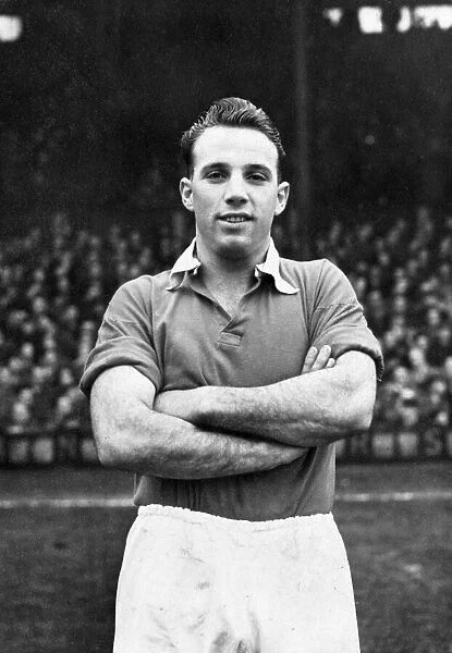 Liverpool full back Ronnie Moran poses before a match. Circa 1954