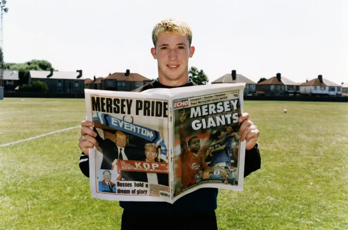 Framed Print : Liverpool striker Robbie Fowler with Mersey Giants Soccer Special. 10th August 1995