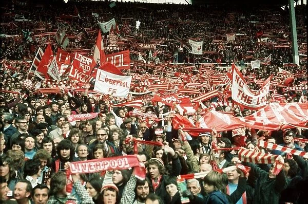 Liverpool supporters FA Cup final 1974 Liverpool v Newcastle football fans banners