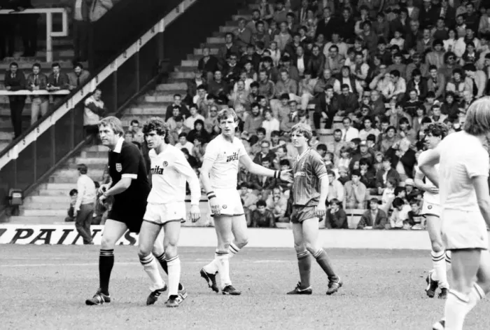 Framed Print : Liverpool v. Aston Villa. May 1985 MF21-05-012 The final score was a two one Framed Print : Liverpool v. Aston Villa. May 1985 MF21-05-012 The final score was a two one