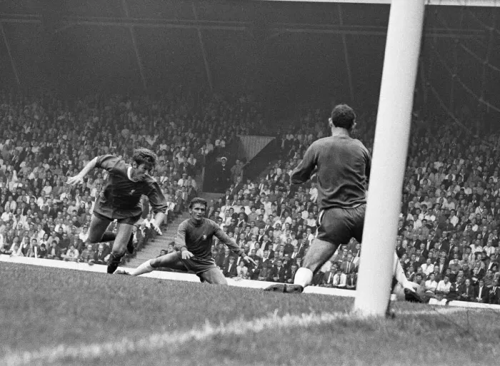 Framed Print : Liverpool v Chelsea Division One Football 8th August 1969 Geoff Strong heads