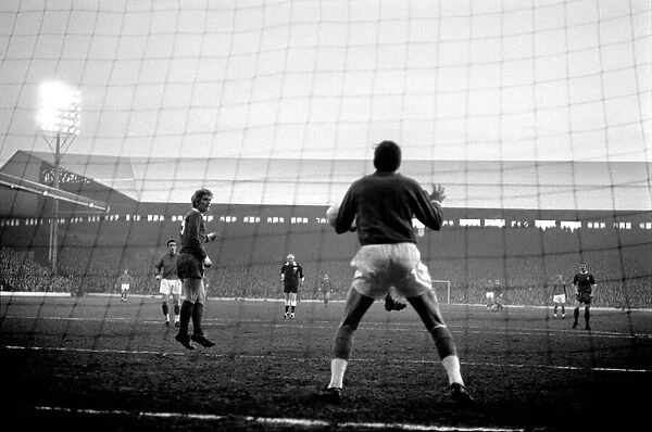 Liverpool v. Crystal Palace. April 1970 70-6799-007