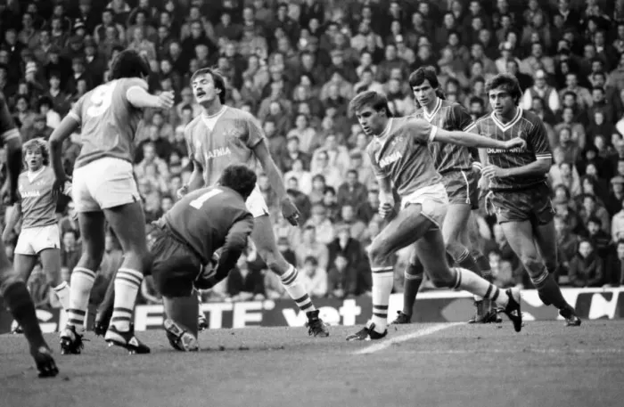 Framed Print : Liverpool v. Everton. October 1984 MF18-04-004 The final score was a one nil Framed Print : Liverpool v. Everton. October 1984 MF18-04-004 The final score was a one nil
