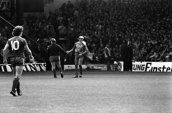 Liverpool v. Everton. October 1984 MF18-04-029 The final score was a one nil