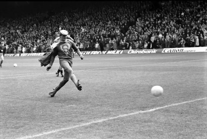 Framed Print : Liverpool v. Everton. October 1984 MF18-04-058 The final score was a one nil victory to Framed Print : Liverpool v. Everton. October 1984 MF18-04-058 The final score was a one nil victory to