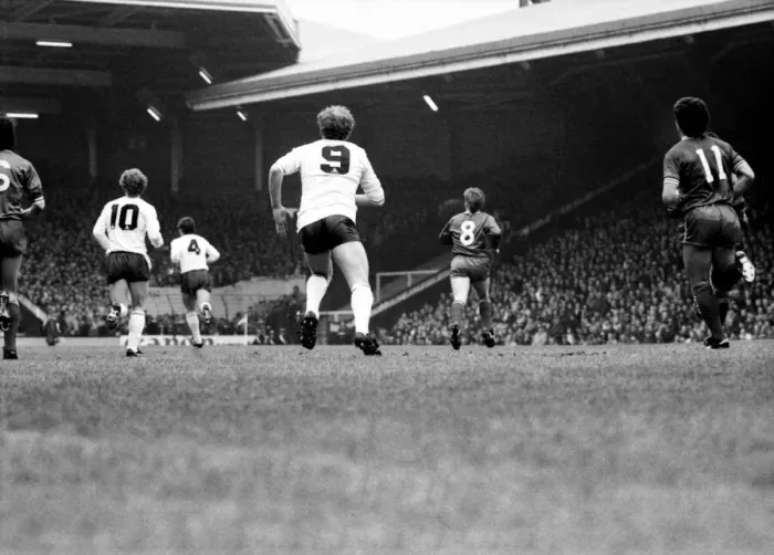 Framed Print : Liverpool v. Tottenham Hotspur. March 1984 MF14-19-013 The final score was a three Framed Print : Liverpool v. Tottenham Hotspur. March 1984 MF14-19-013 The final score was a three