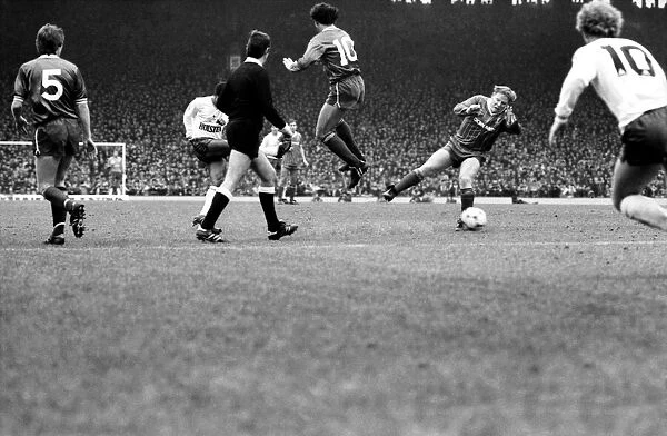 Liverpool v. Tottenham Hotspur. March 1984 MF14-19-008 The final score was a three