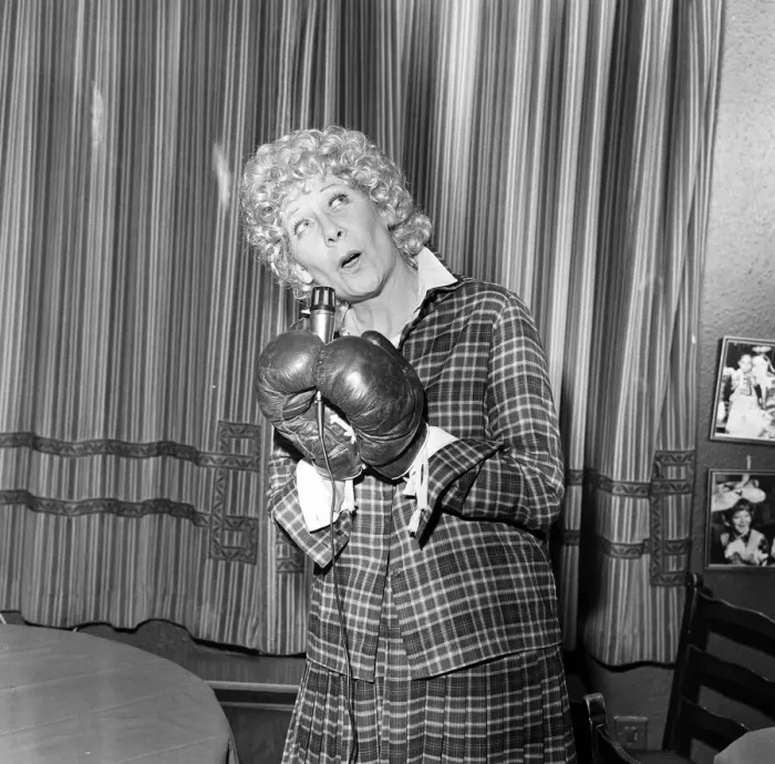 Framed Print : Liz Dawn aka Vera Duckworth of Coronation Street fame will be wearing boxing gloves Framed Print : Liz Dawn aka Vera Duckworth of Coronation Street fame will be wearing boxing gloves