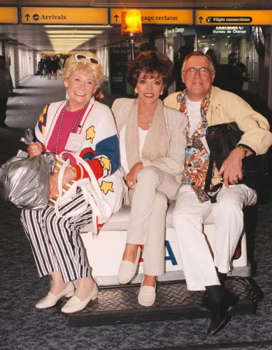 Framed Print : Liz Dawn and Bill Tarmey and Joan Collins September 1997 when they were filming Framed Print : Liz Dawn and Bill Tarmey and Joan Collins September 1997 when they were filming