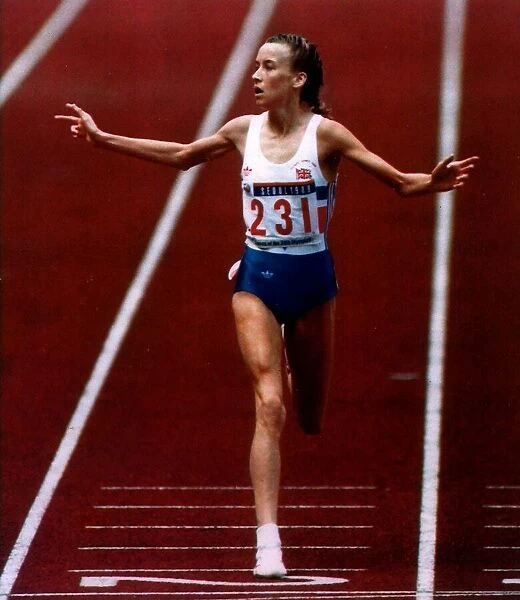 Liz McColgan Athlete running in a race