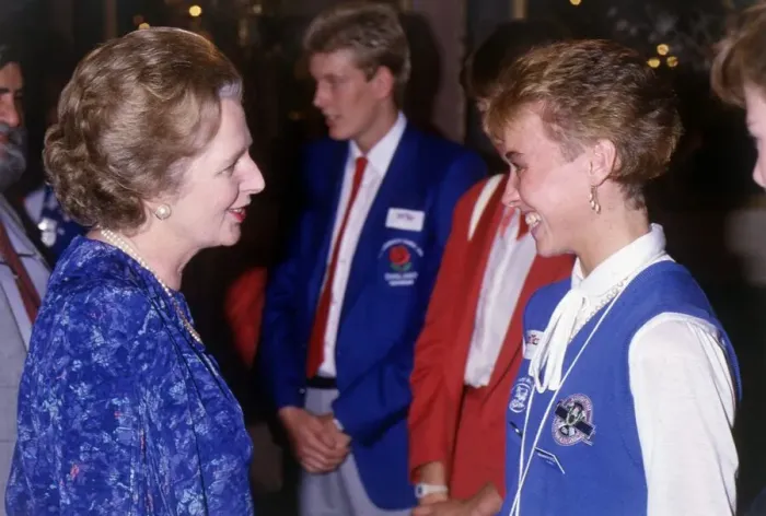 Framed Print : Liz McColgan talking to Margaret Thatcher July 1986