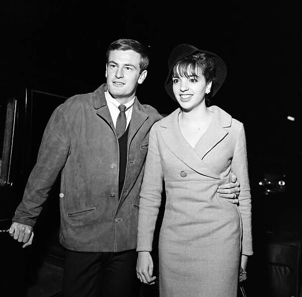 Liza Minnelli, aged 18, is engaged to Australian Peter Allen, 21