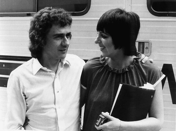Liza Minnelli and Dudley Moore on film set July 1980